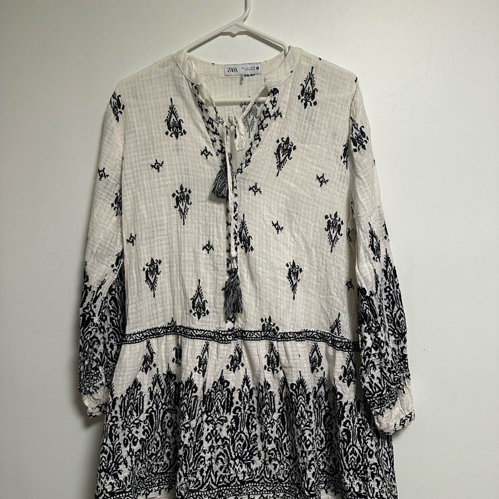 Zara Cream V-Neck Tunic with Black Floral Embroidery